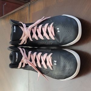 Under Armour Sneakers